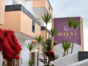 Selenaview Apartments