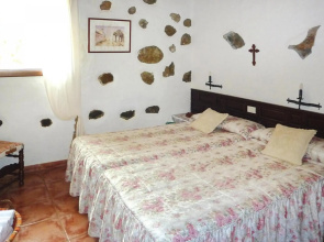 Apartment in Moya with terrace