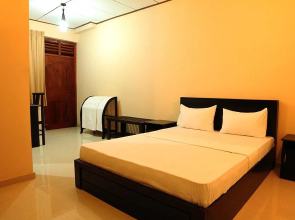 Red Dragon Hotel