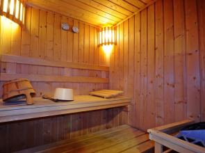 Отель Centre Point Silom