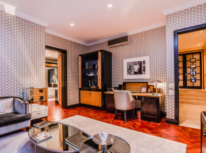 No5 Boutique Art Hotel by Mantis