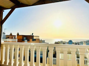 Spacious 2 BR Golden Apartment