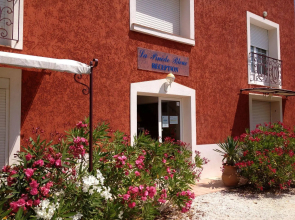 Résidence Hôtel La Pinède Bleue