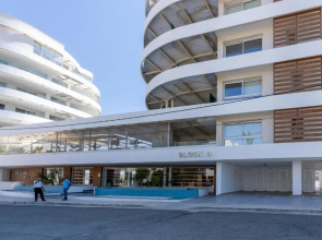 Oyster 1-BR Apt in Larnaca