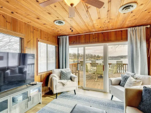 Sunrise Beach Lake House w/ Water Views & Dock!