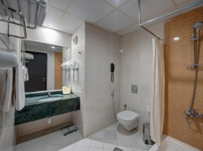 Sunday Mega Hotel Sheikh Zayed Road