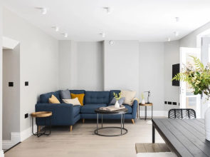 Wine Vaults Apartment