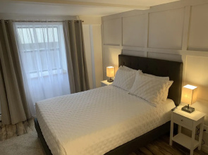 The Brooks Hotel