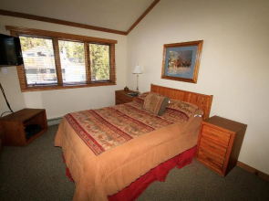 Mountainback #63, Loft, Den