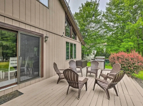 Near Hiking & Skiing: Albrightsville Home w/ Deck!