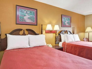 Travelodge Forest Park Atlanta South