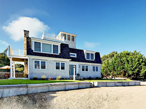 112 Ocean Drive Home 3 Bedrooms 3.5 Bathrooms Home