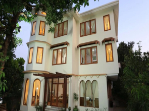 Mango Hill Inn