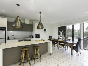 3 Bedroom Condo - 6 Driftwood Place