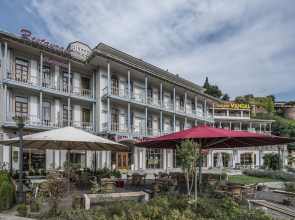 Kopala Rikhe Hotel