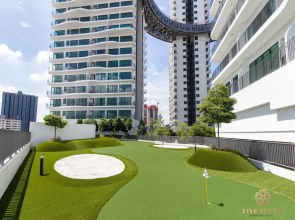 Datum Jelatek Sky Residence KLCC, Five Senses