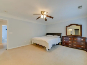 Charlotte Home ~ 11 Mi to Downtown!