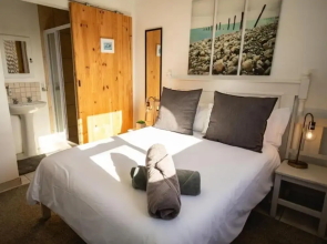 25 On Main Struisbaai - Economy Appartment