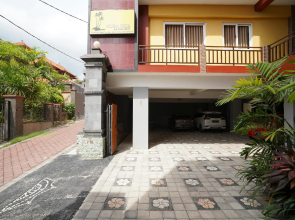 OYO 2392 Nusa Dua Eling Inn