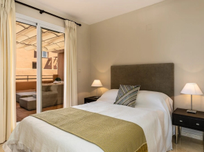 Elviria Marbella Luxury Penthouse Two Rooms PARKING and Golf