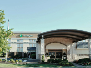 Holiday Inn Cincinnati-Riverfront by IHG