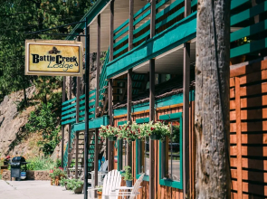 Battle Creek Lodge