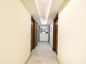 FabHotel Baba Residency