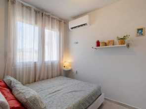 Leon Suite, seafront residence!