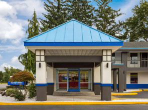 Days Inn & Suites by Wyndham Albany