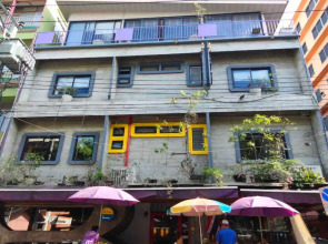 Collection O Jasaen Stylish Boutique Hotel