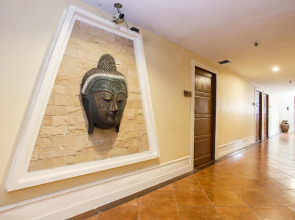 Royal Ivory Sukhumvit Nana