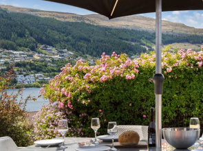 Tranquil Heights Holiday Home