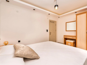 Great Flat 300 m to Beach With Shared Pool in Kas