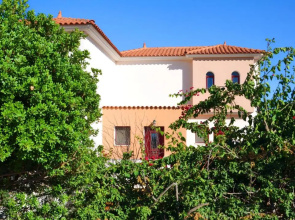 Anais Apartments
