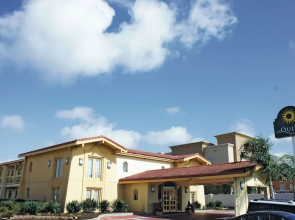 La Quinta Inn by Wyndham Clute Lake Jackson