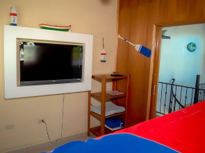 Front Beach Luxury Apartment