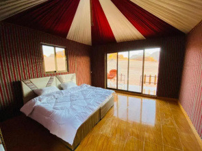 Nael Panoramic Camp