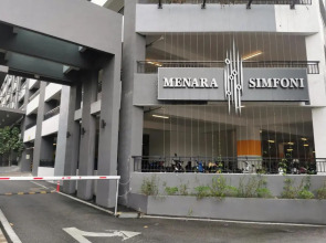 Apple Home 2 at Menara Simfoni, King Size Bed, Cheras, Nexflix, Wifi, Parking