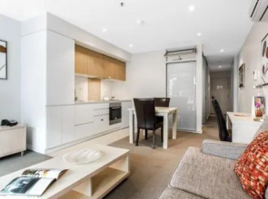 Bliss at Balfours-Heart of the CBD - Wifi - Nespresso - Netflix