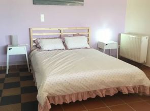 Traditional Studio near Airport