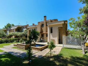 Escape to Paradise - Experience Luxury and Serenity at Villa Elina in Sithonia!