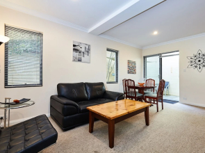 Fremantle Townhouse Unit 4