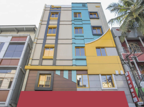 OYO Flagship 10363 Sri Balaji Guest House & Restaurent