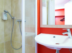 Cyan Hotel Roissy Villepinte Parc Des Expositions