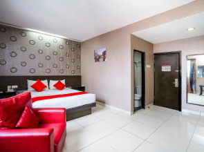 Hotel Grand Kartika