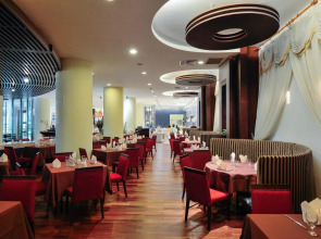 Dong Fang Hotel Guangzhou