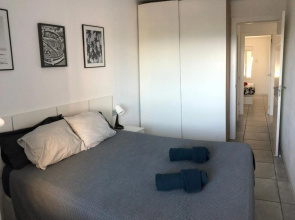 Apartamento frente al mar con piscina