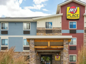 My Place Hotel-Redding CA