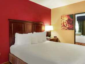 Quality Inn & Suites West Helena
