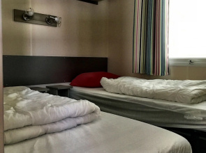 Comfortable, Carefully Furnished Chalet, Near the Wadden Sea